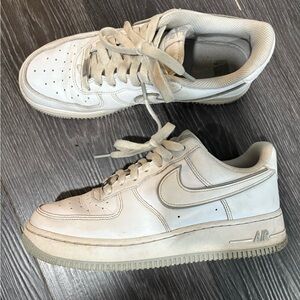 Big Kids size 7 Air Force sneaker